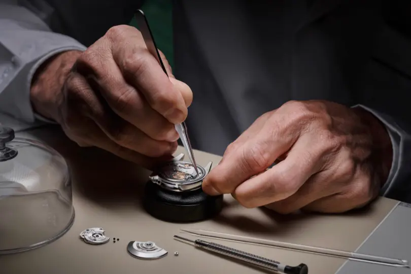 La manutenzione degli orologi Rolex presso Colla Orologi  a Pavia